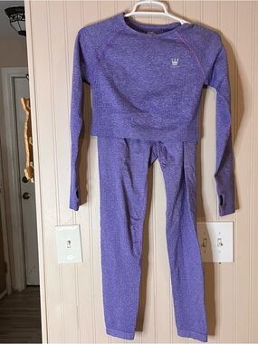 Trini Fit 2 Piece Purple Activewear, Crop Top And Leggings Size Large